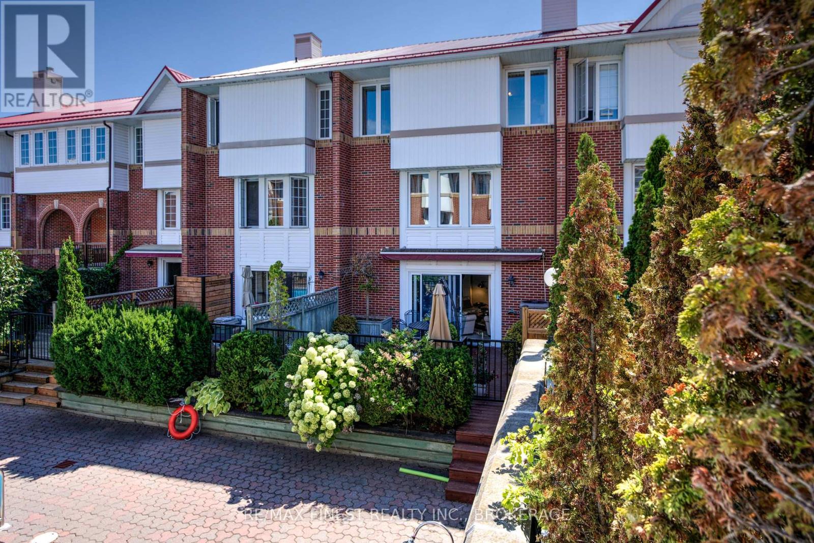34 - 1 Place D'armes, Kingston, Ontario  K7K 6S1 - Photo 6 - X12334988