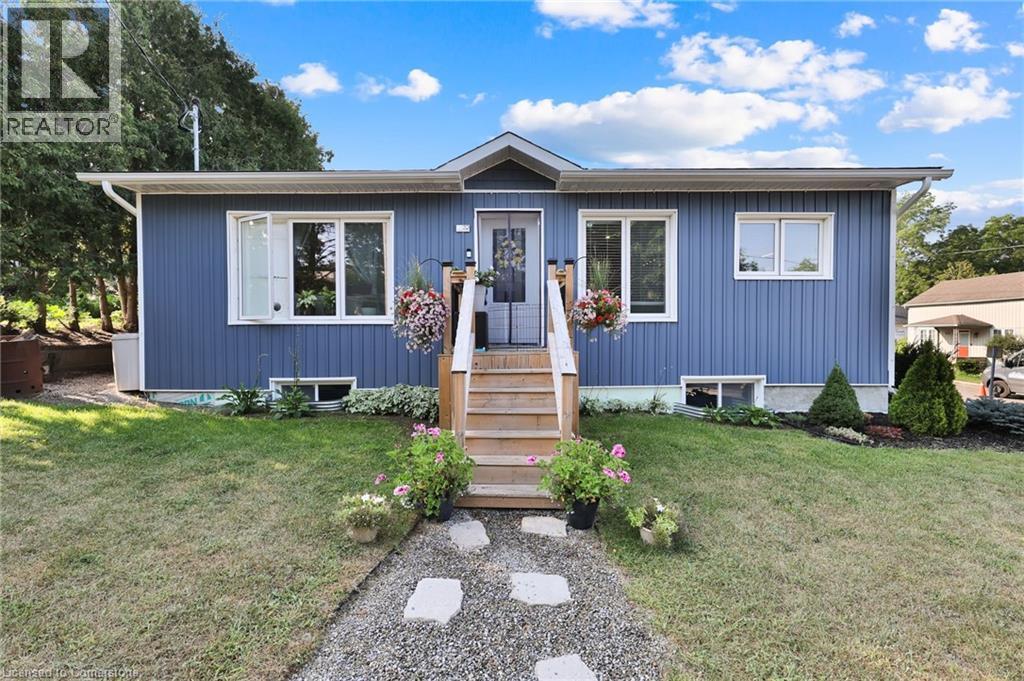 32 Nichol Street W, Waterford, Ontario  N0E 1Y0 - Photo 2 - 40755287