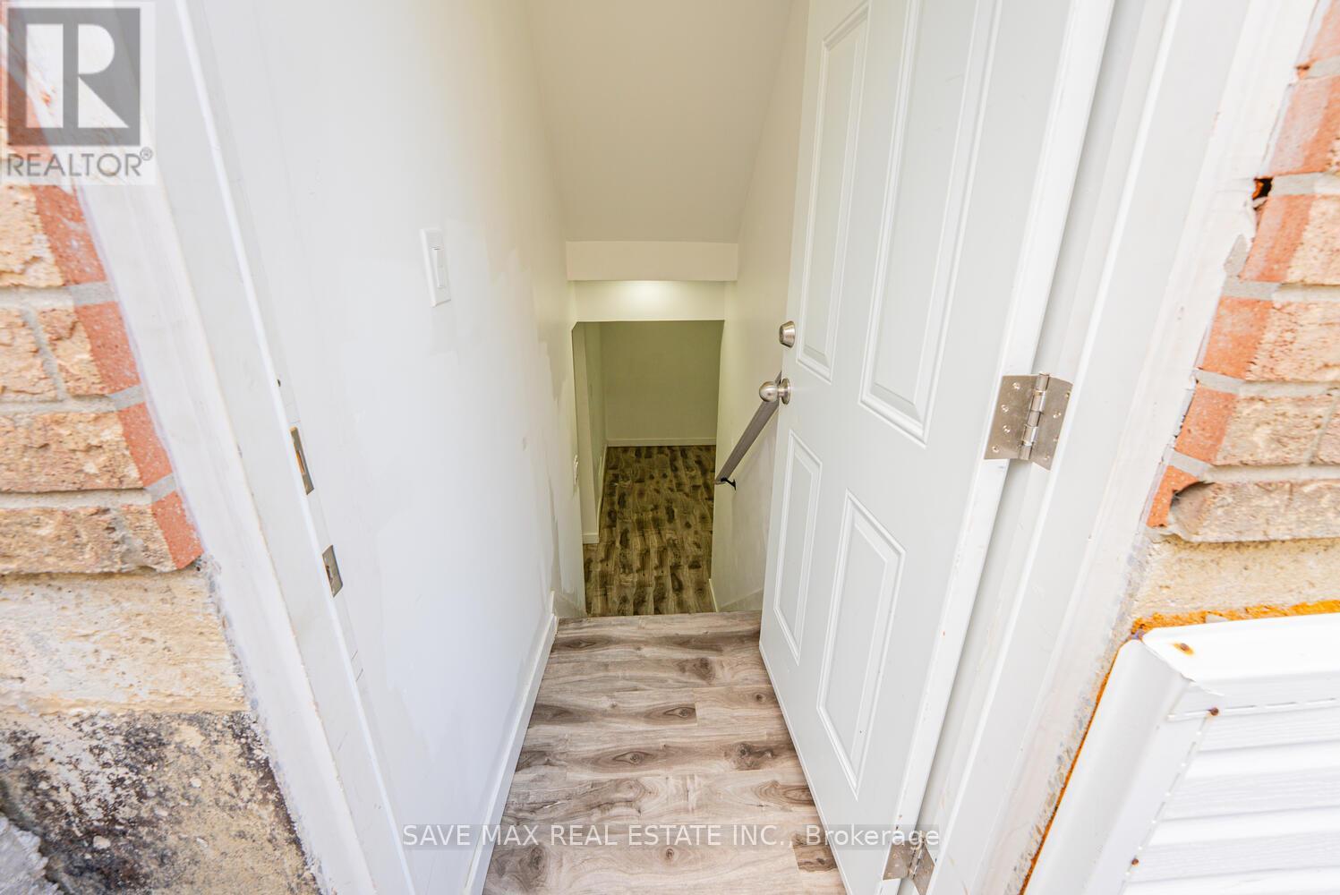 8 Joanne Court, Brampton, Ontario  L6Y 2J8 - Photo 35 - W12345700
