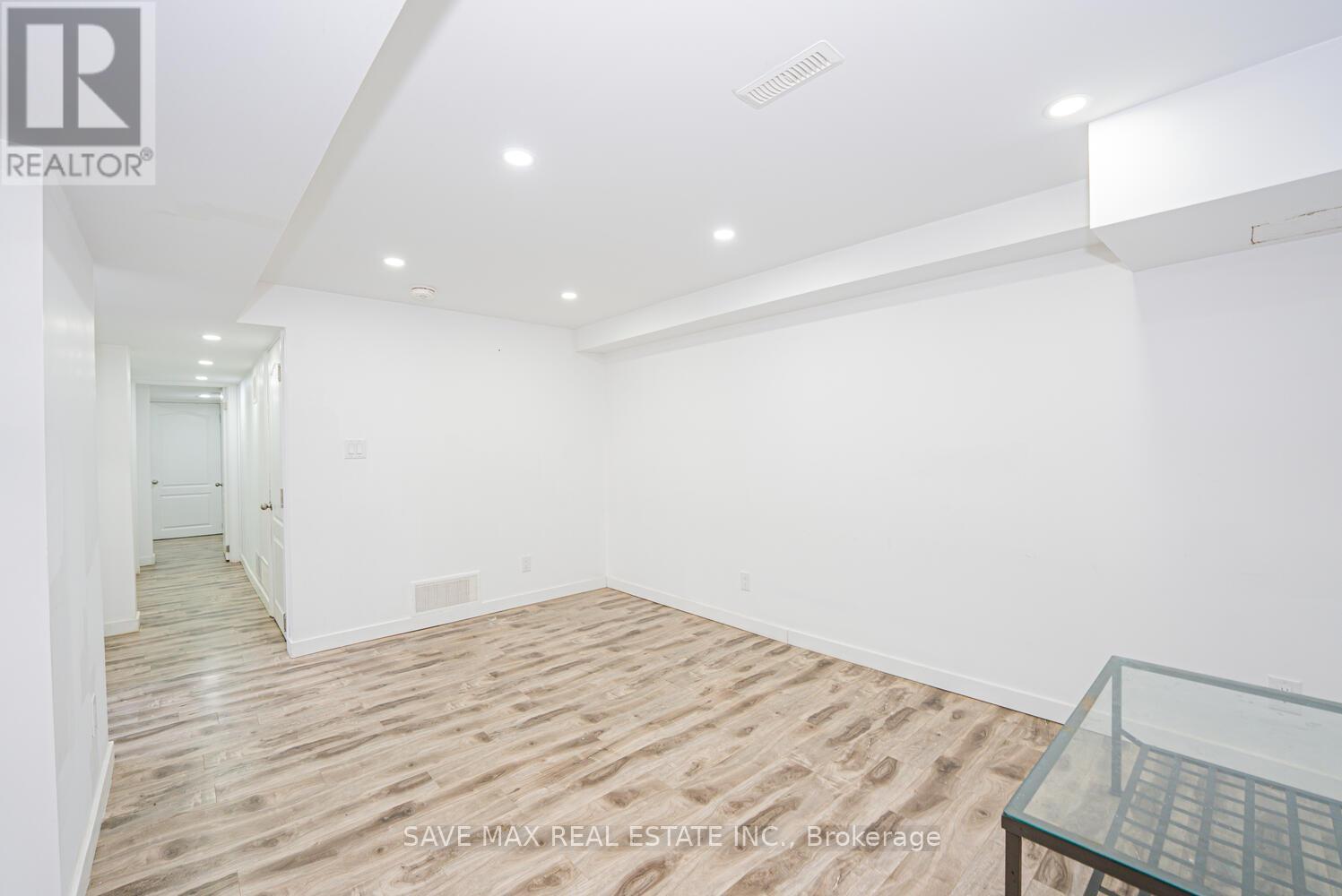 8 Joanne Court, Brampton, Ontario  L6Y 2J8 - Photo 39 - W12345700