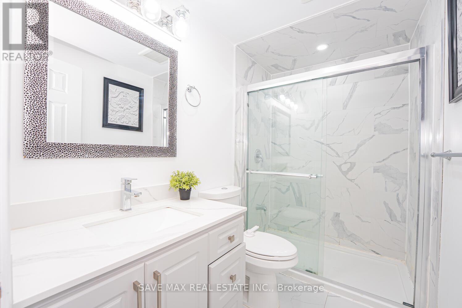8 Joanne Court, Brampton, Ontario  L6Y 2J8 - Photo 24 - W12345700