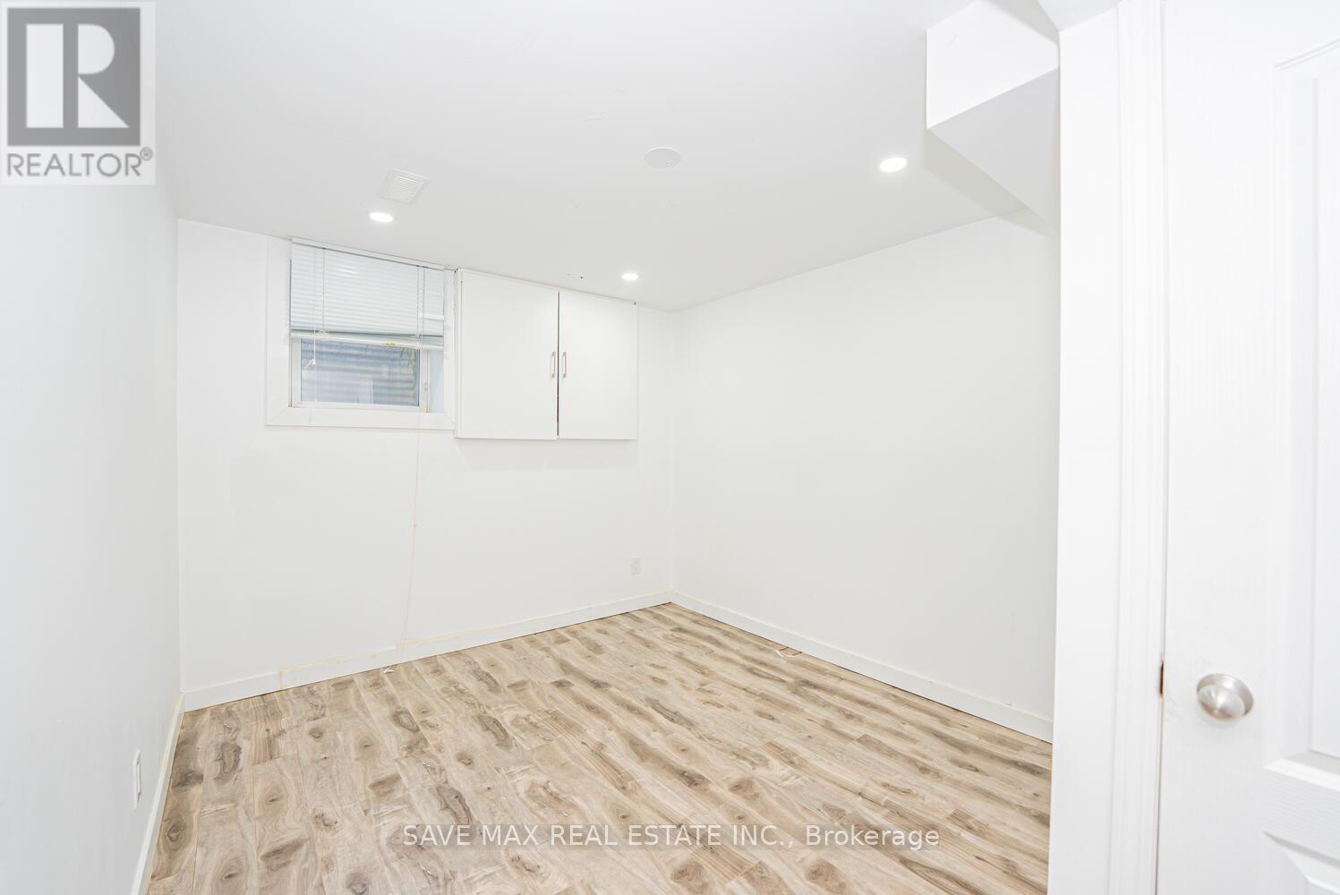 8 Joanne Court, Brampton, Ontario  L6Y 2J8 - Photo 41 - W12345700