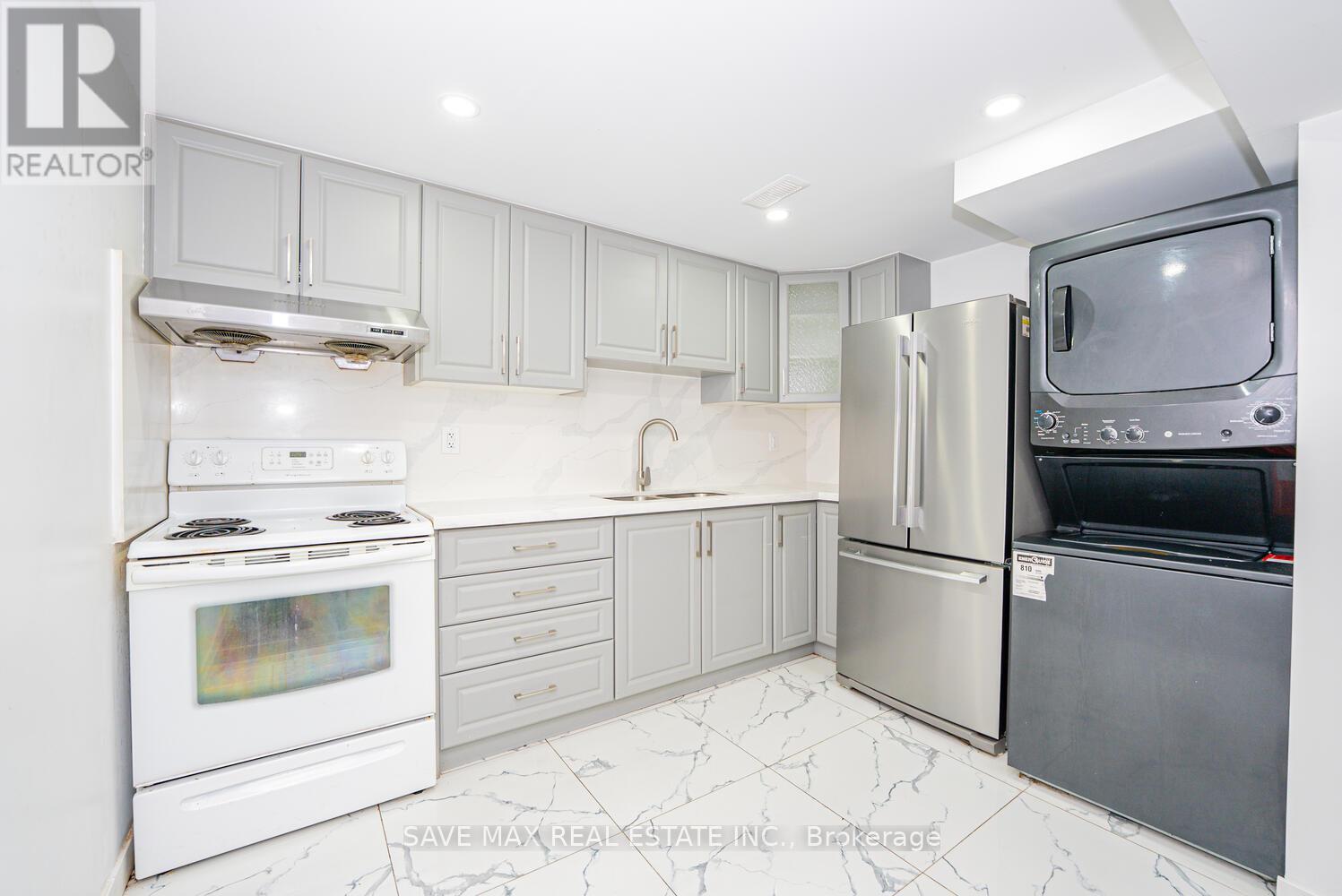 8 Joanne Court, Brampton, Ontario  L6Y 2J8 - Photo 38 - W12345700