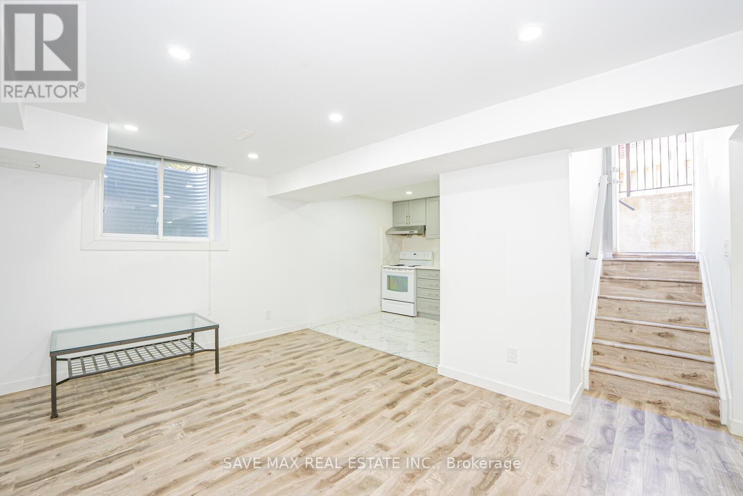 8 Joanne Court, Brampton, Ontario  L6Y 2J8 - Photo 36 - W12345700