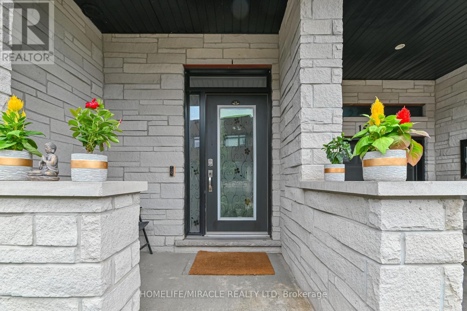 15 - 35 Midhurst Heights, Hamilton, Ontario  L8J 0K9 - Photo 3 - X12346027