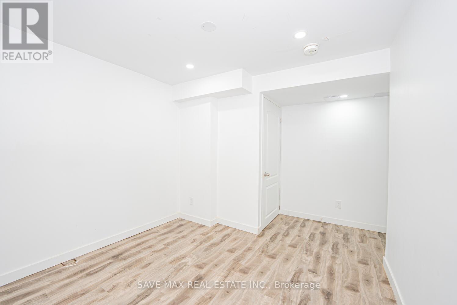 8 Joanne Court, Brampton, Ontario  L6Y 2J8 - Photo 43 - W12345700