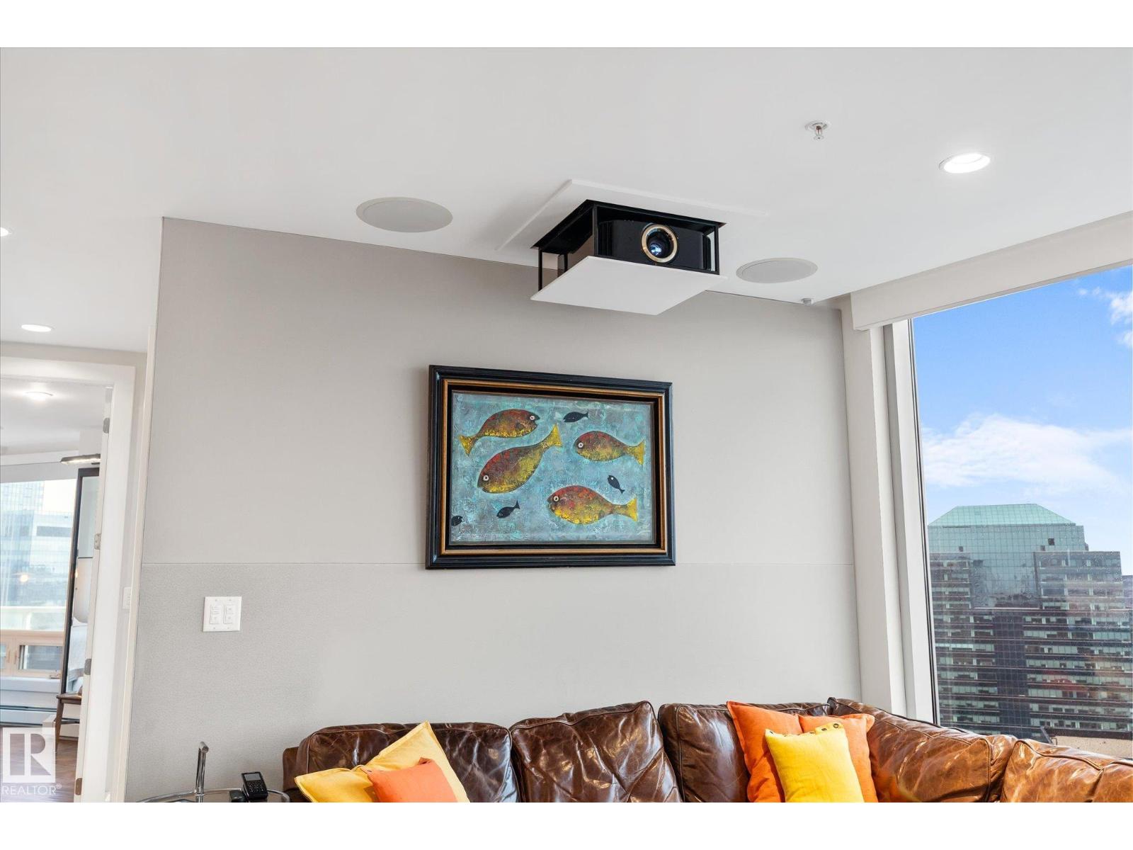 Property at #3402 10152 104 ST NW image 4