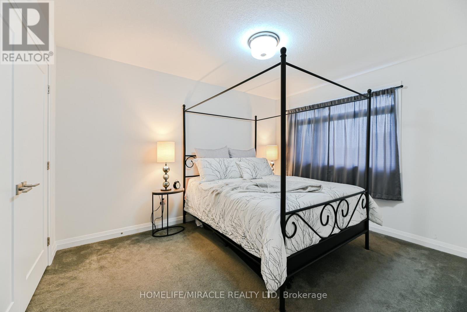 15 - 35 Midhurst Heights, Hamilton, Ontario  L8J 0K9 - Photo 27 - X12346027