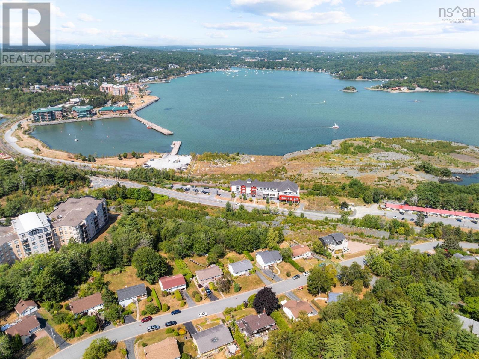 13 Glenmont Avenue, Bedford, Nova Scotia  B4A 1H1 - Photo 35 - 202520770