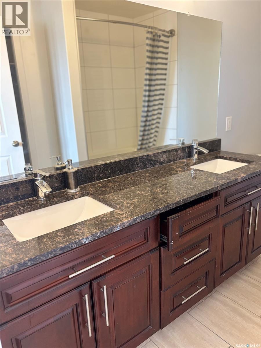 8 1703 Patrick Crescent, Saskatoon, Saskatchewan  S7W 0G1 - Photo 8 - SK015775