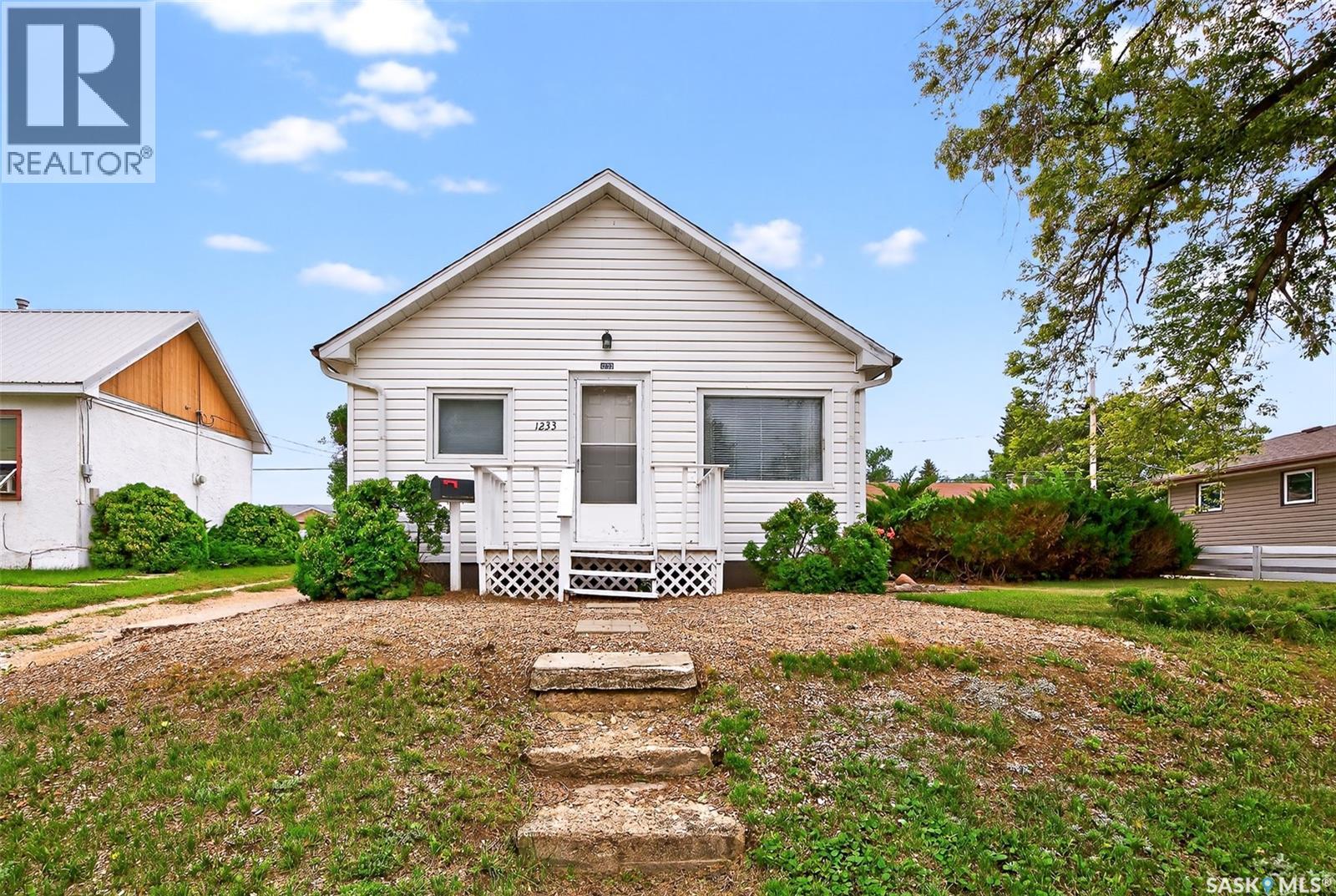 Property at 1233 Duffield STREET W image 2