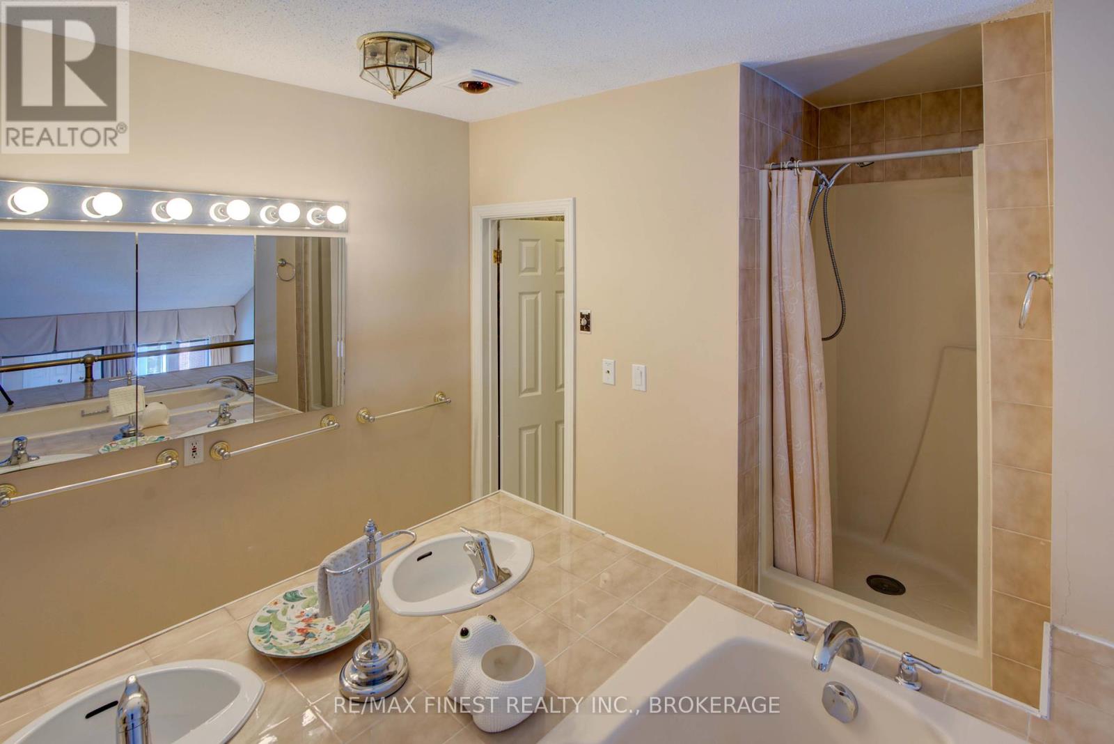 34 - 1 Place D'armes, Kingston, Ontario  K7K 6S1 - Photo 29 - X12334988