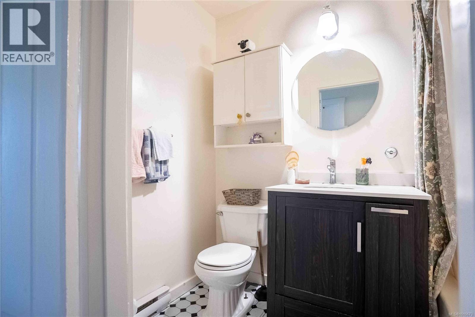 2329 Dowler Pl, Victoria, British Columbia  V8T 4H5 - Photo 15 - 1010673