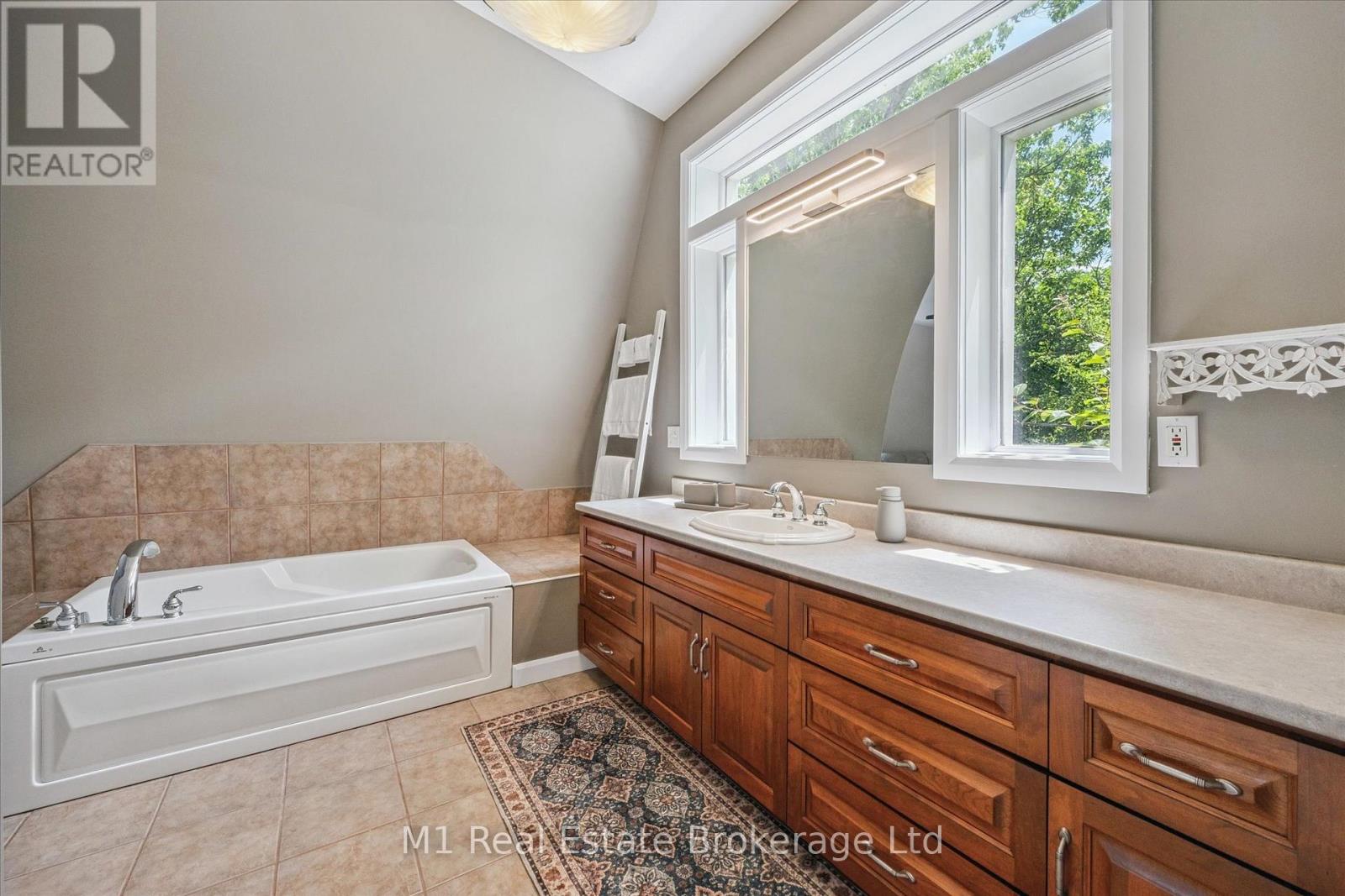128 Wellington Road 7 Road, Centre Wellington, Ontario  N0B 1S0 - Photo 29 - X12347613