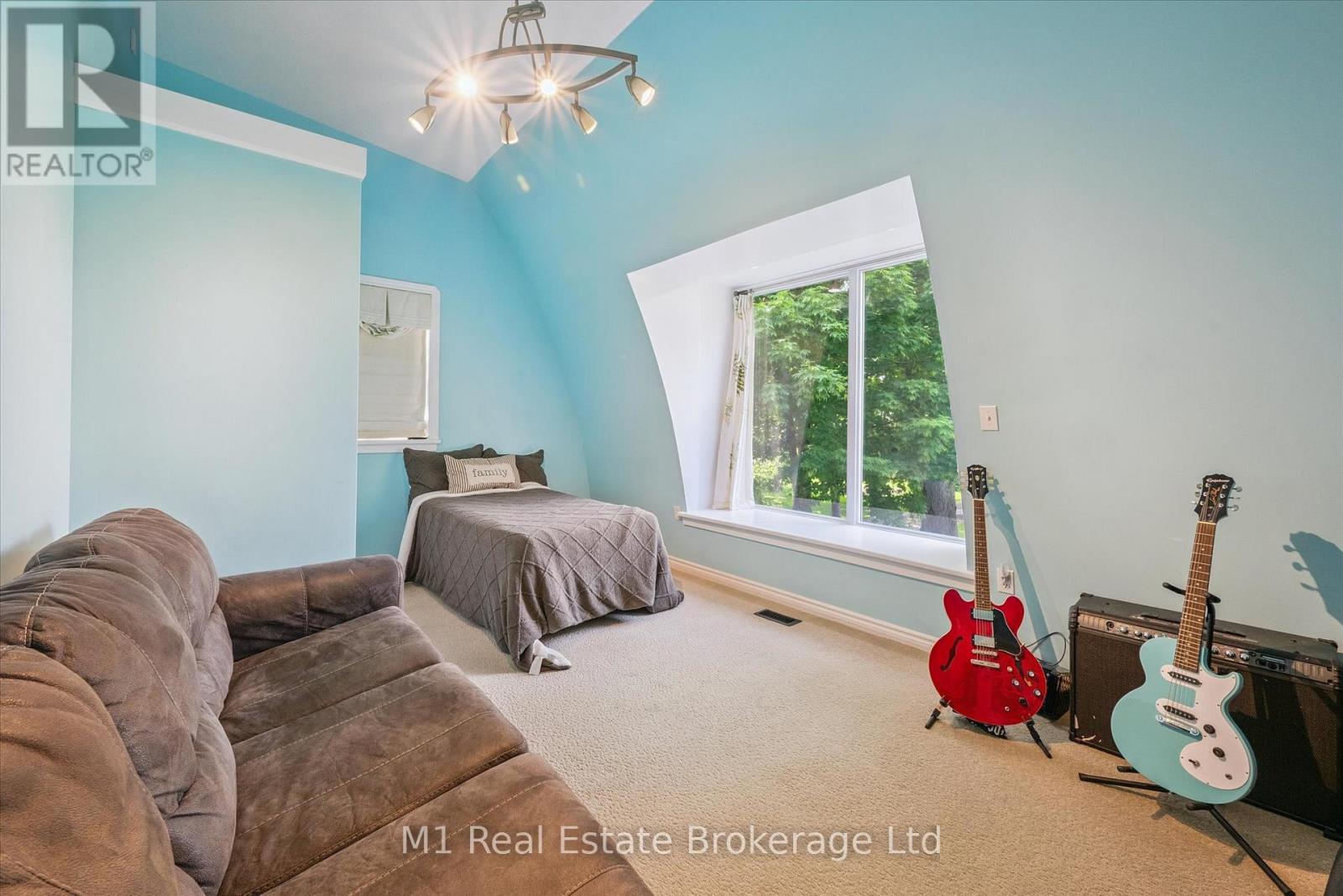 128 Wellington Road 7 Road, Centre Wellington, Ontario  N0B 1S0 - Photo 32 - X12347613