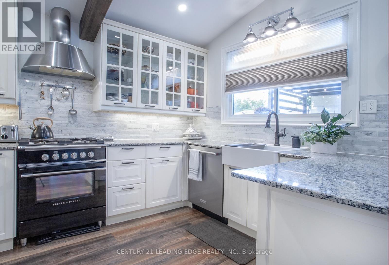 Property at 12 BALSON BOULEVARD image 4