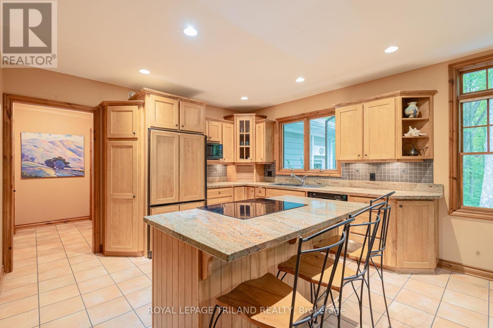 10221 Shoreline Drive, Lambton Shores, Ontario  N0M 1T0 - Photo 3 - X12347595