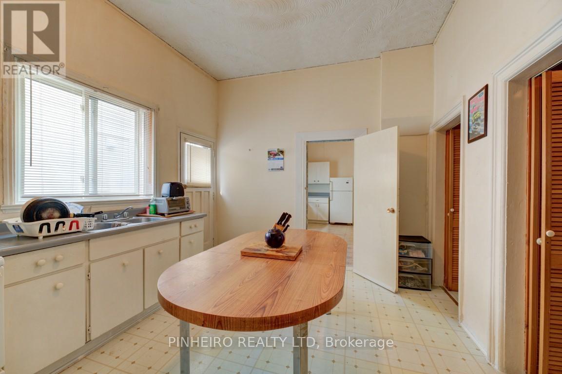 Property at 161 DREANEY AVENUE image 5
