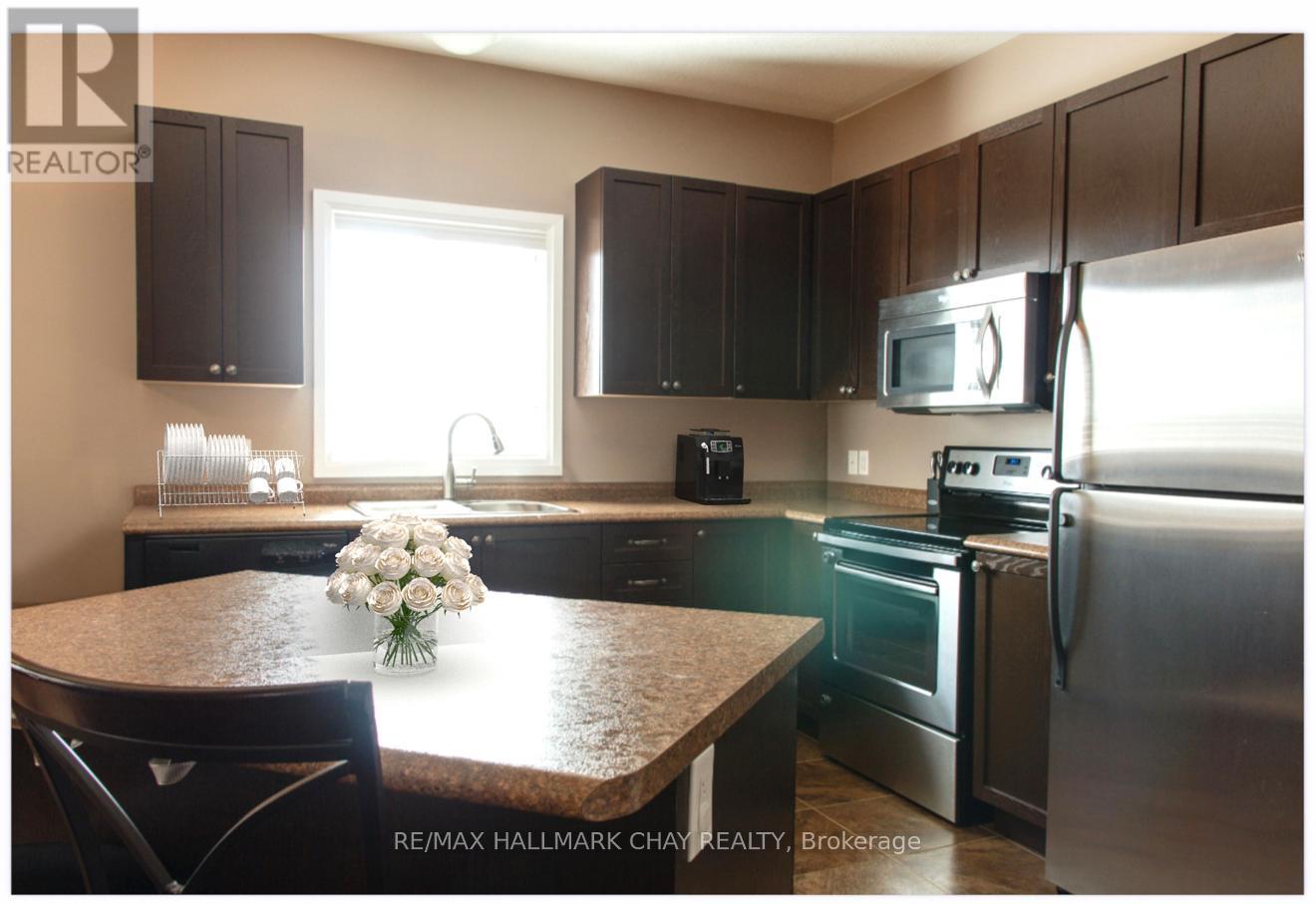 3939 Wood Avenue, Severn, Ontario  L3V 0T9 - Photo 16 - S12347365