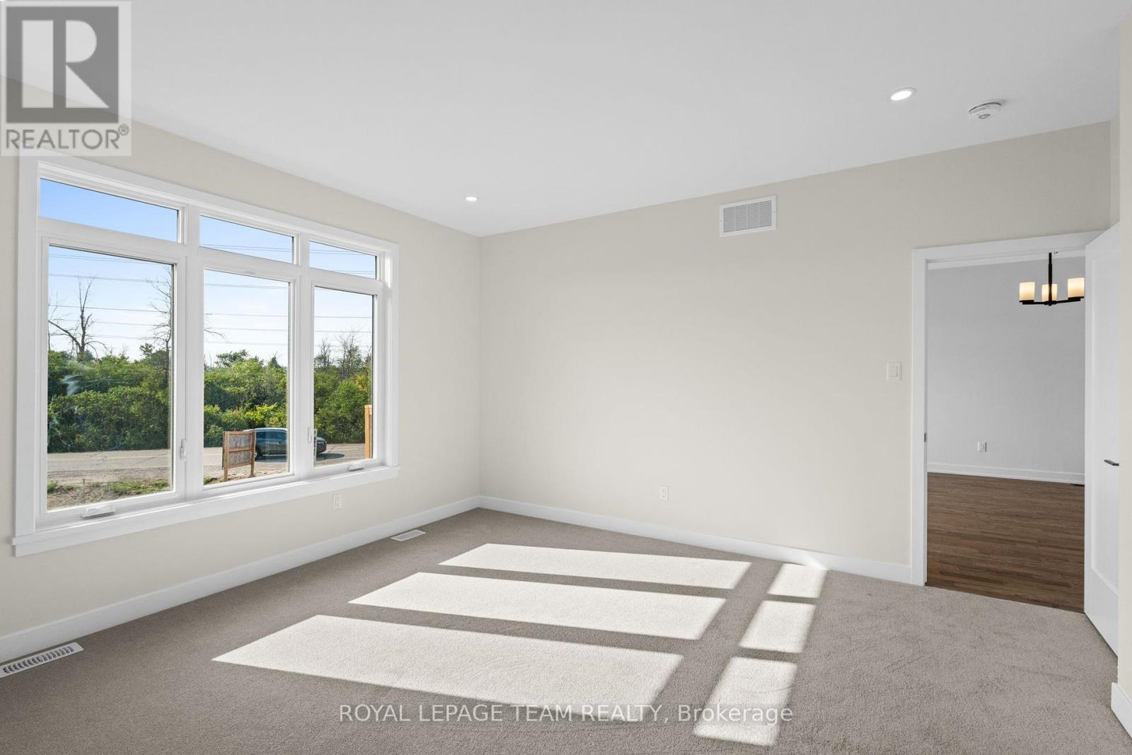 1076 Moore Street, Brockville, Ontario  K6V 7N1 - Photo 24 - X12347622