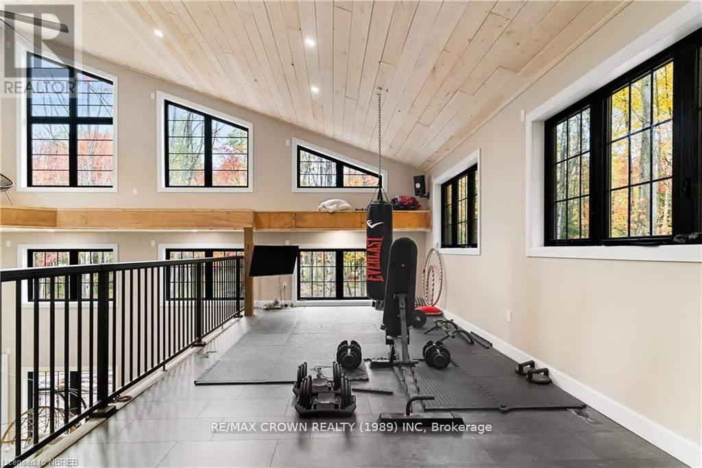 24 Sun Valley Way, Powassan, Ontario P0H 1Z0 - Photo 15 - X12347519