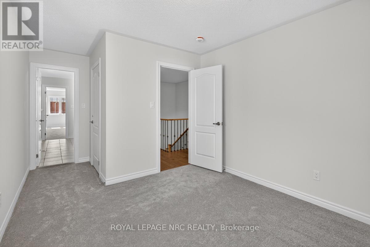 118 Palace Street, Thorold, Ontario  L2V 0N3 - Photo 20 - X12347544