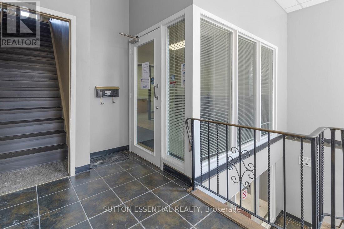 27 King Street E, Brockville, Ontario  K6V 1A7 - Photo 16 - X12347623
