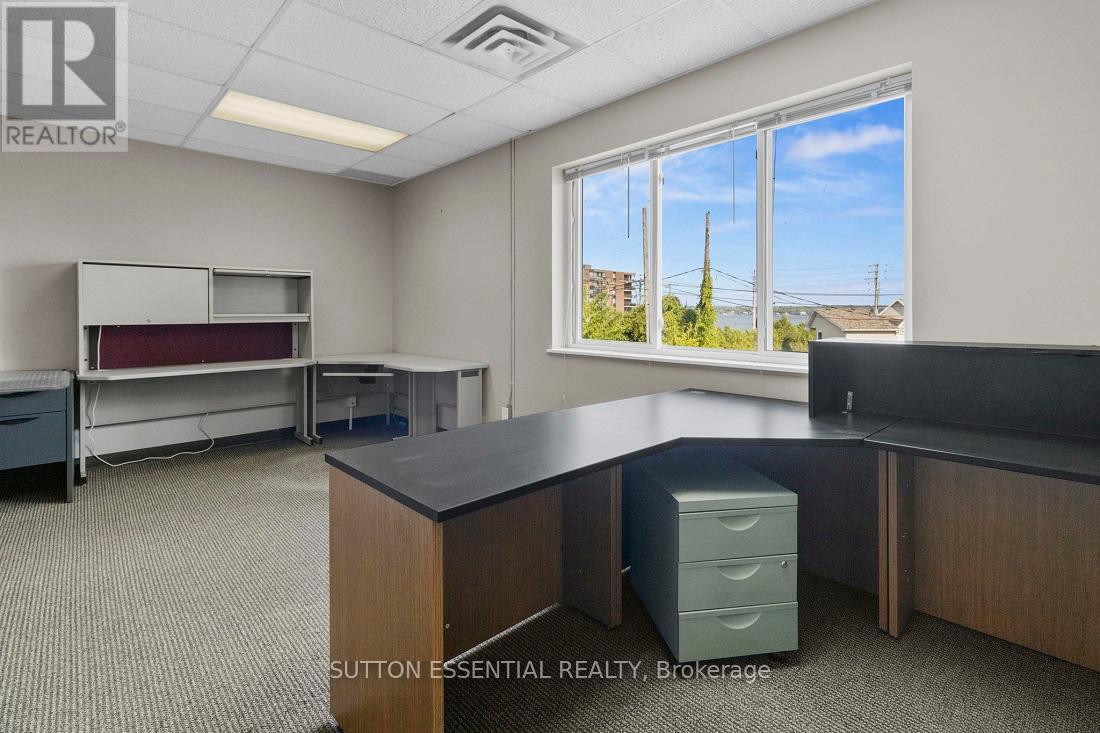 27 King Street E, Brockville, Ontario  K6V 1A7 - Photo 22 - X12347623