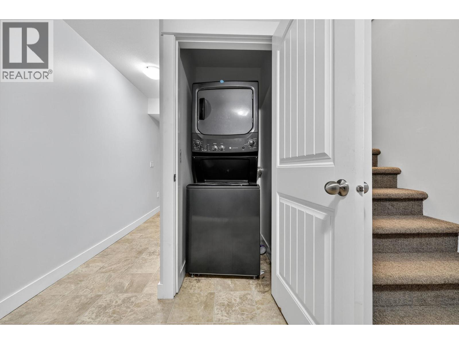 2043 Elkridge Drive, West Kelowna, British Columbia  V4T 3K1 - Photo 46 - 10357449