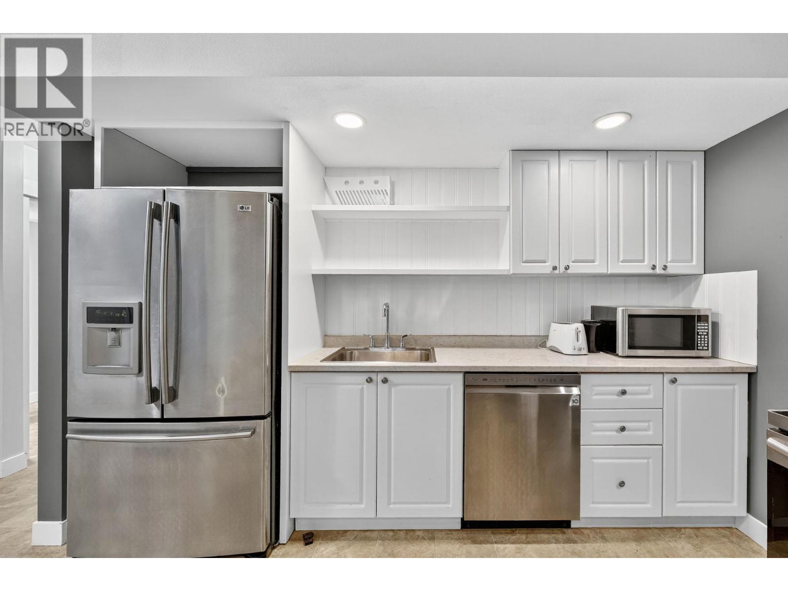 2043 Elkridge Drive, West Kelowna, British Columbia  V4T 3K1 - Photo 52 - 10357449