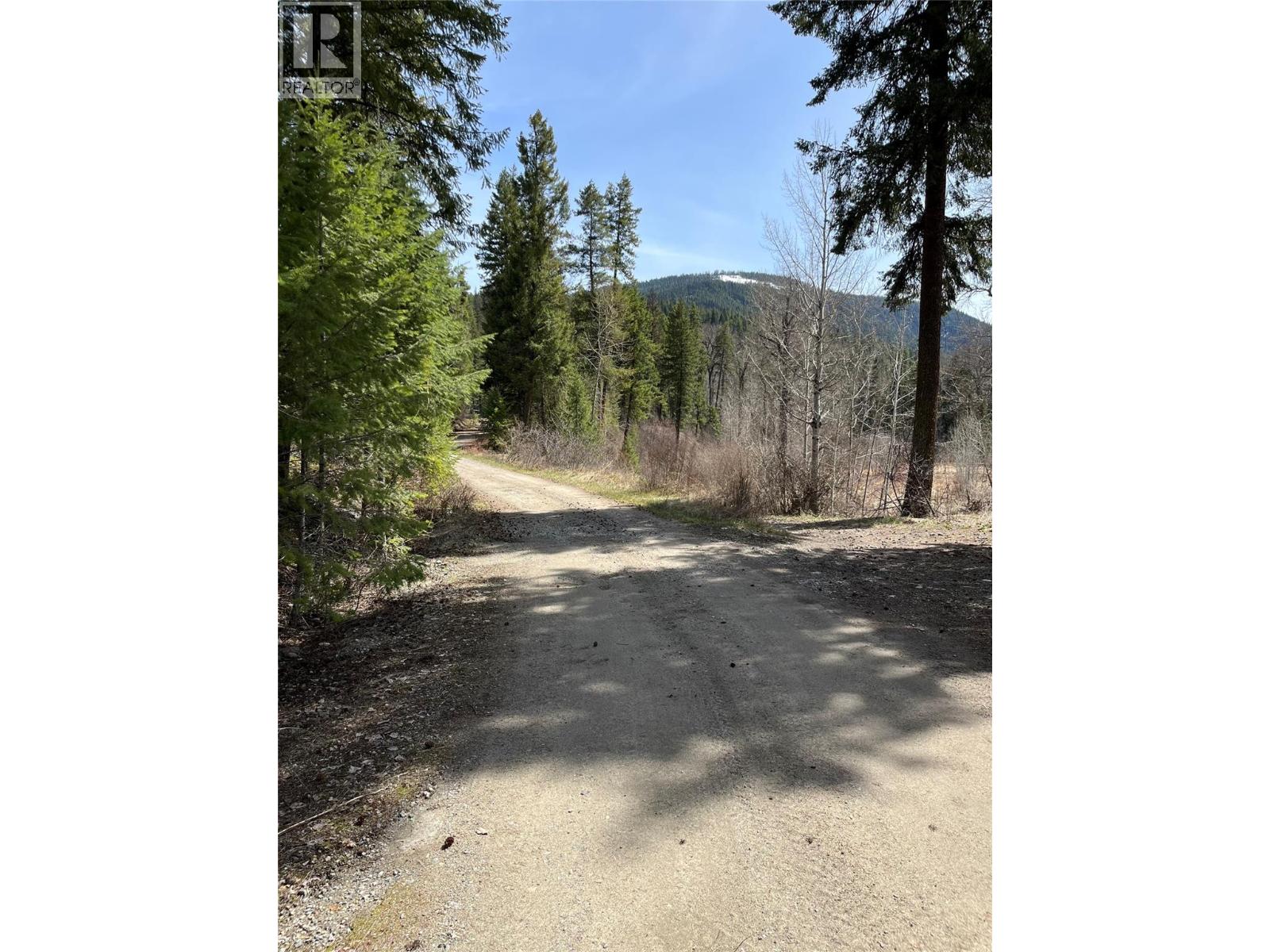 3815 33 Highway, westbridge, British Columbia