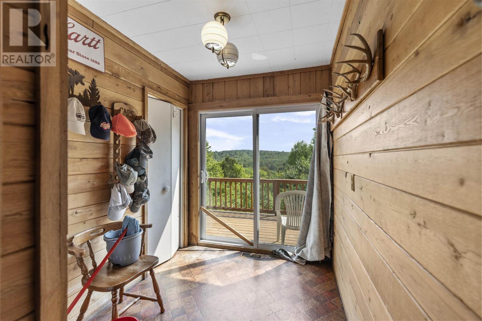 80 Chiblow Lake Rd, Iron Bridge, Ontario  P0R 1H0 - Photo 17 - SM252270