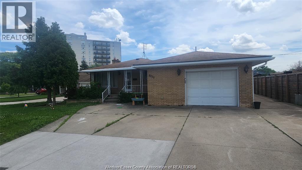 MLS# 25020872: 8255 RIVERSIDE DRIVE East Unit# 2, Windsor, Canada