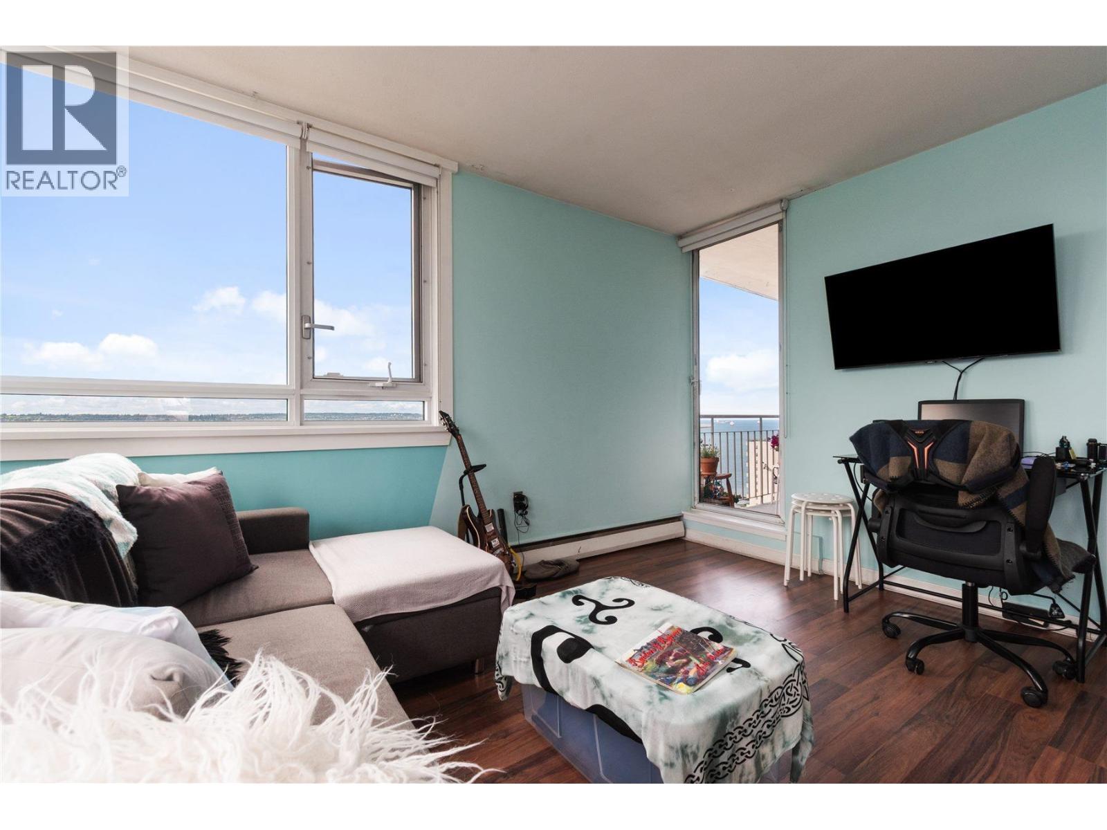 Property at 2402 1850 COMOX STREET image 4