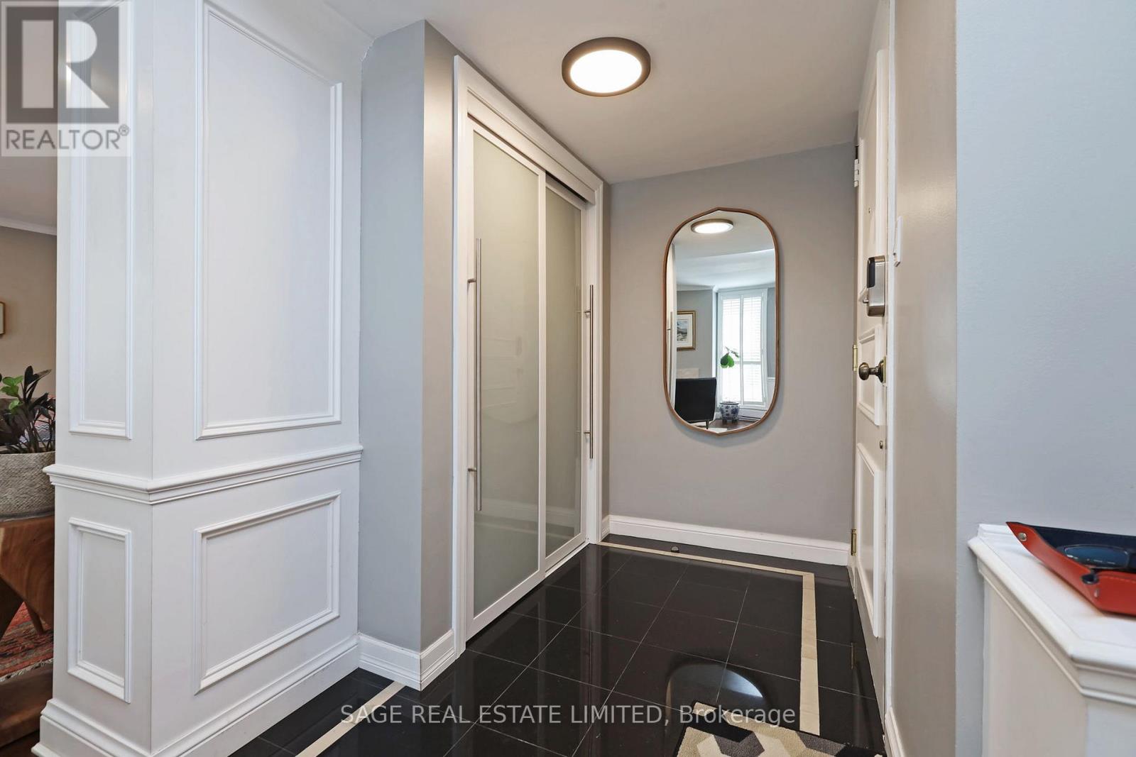 9 - 105 Heath Street W, Toronto (Yonge-St. Clair), Ontario  M4V 1T5 - Photo 3 - C12347579