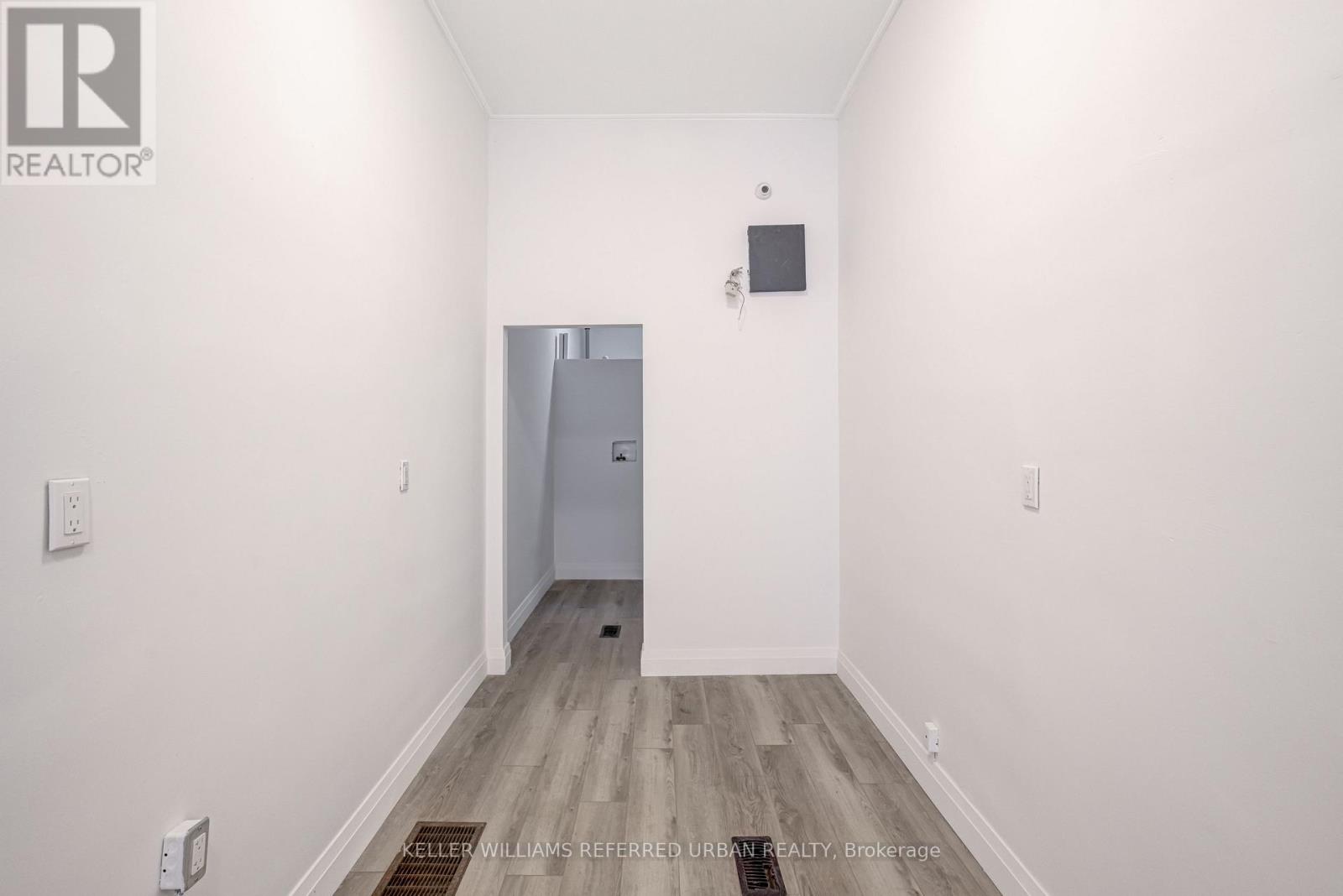 499 Danforth Avenue, Toronto (Danforth), Ontario  M4K 1P5 - Photo 8 - E12347551