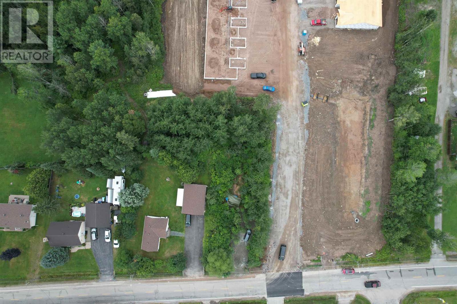 3870 Queen St E, Sault Ste. Marie, Ontario  P6A 5K6 - Photo 3 - SM252272