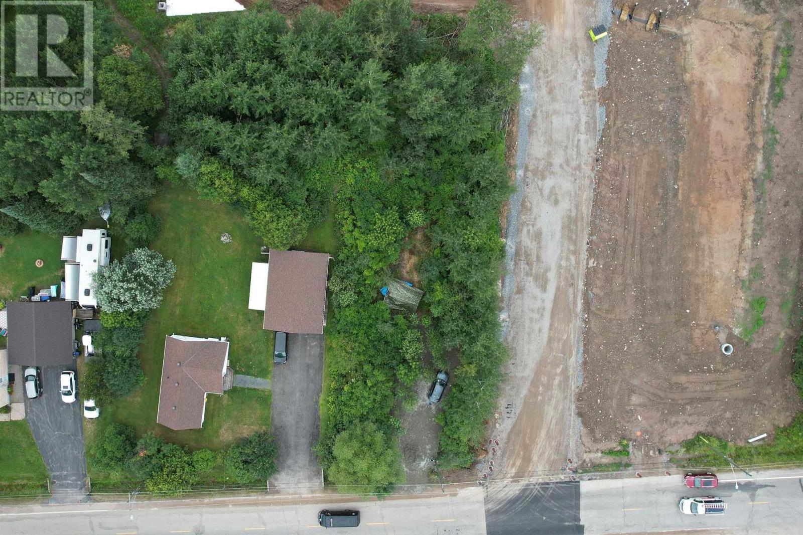 3870 Queen St E, Sault Ste. Marie, Ontario  P6A 5K6 - Photo 4 - SM252272