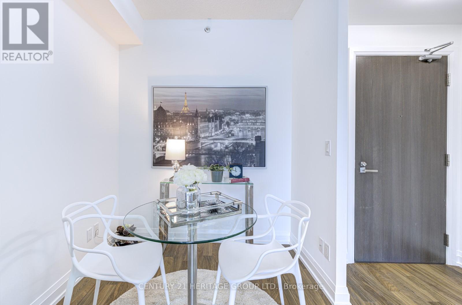 1112 - 7171 Yonge Street, Markham, Ontario  L3T 0C5 - Photo 2 - N12347524