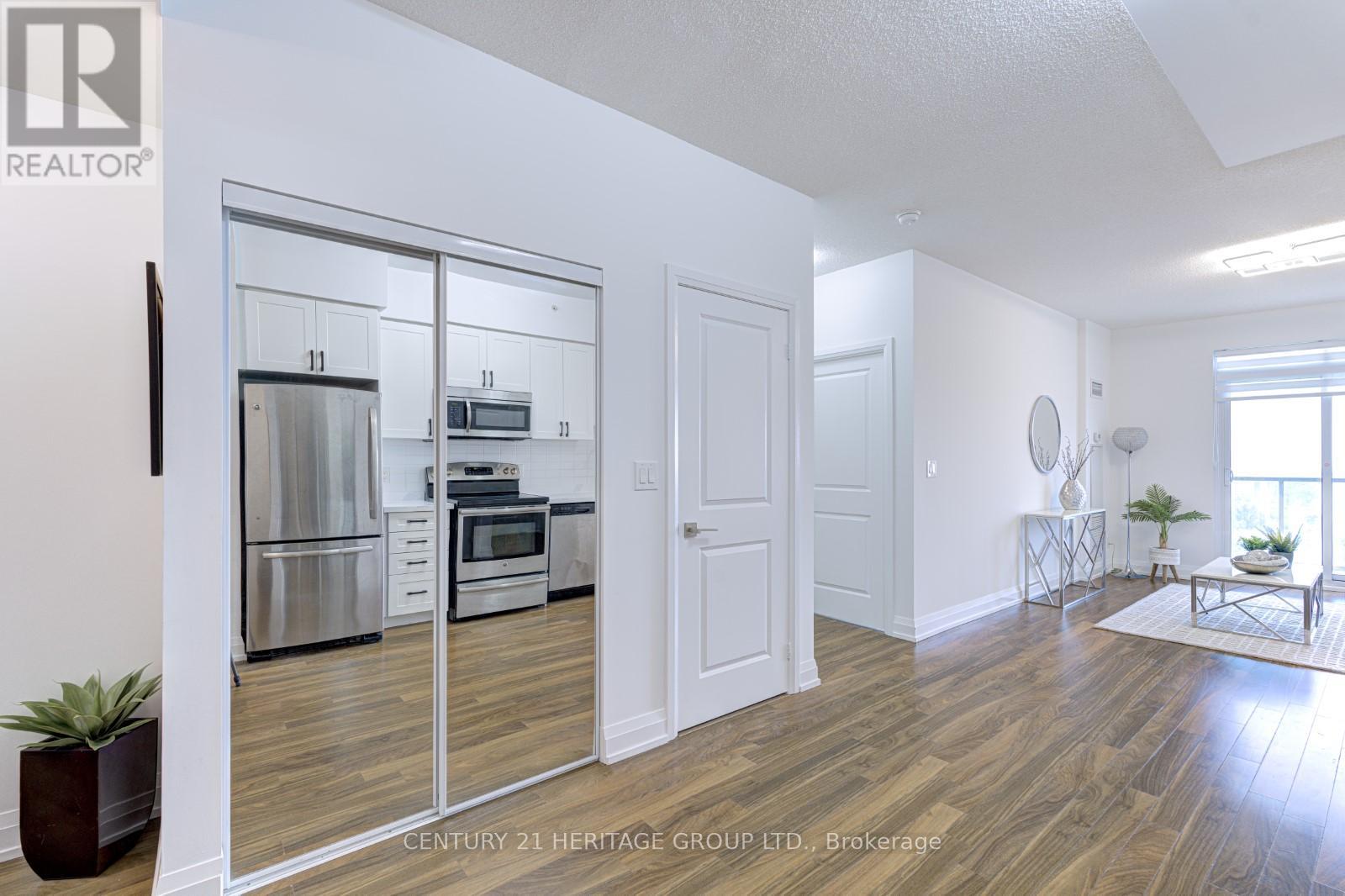 1112 - 7171 Yonge Street, Markham, Ontario  L3T 0C5 - Photo 9 - N12347524
