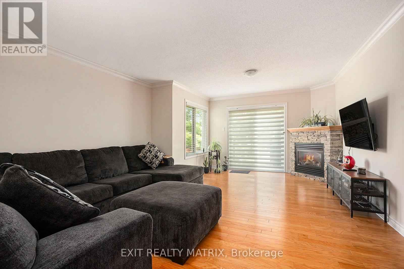 206 - 38 Charles Street, North Stormont, Ontario  K0A 1R0 - Photo 6 - X12347639