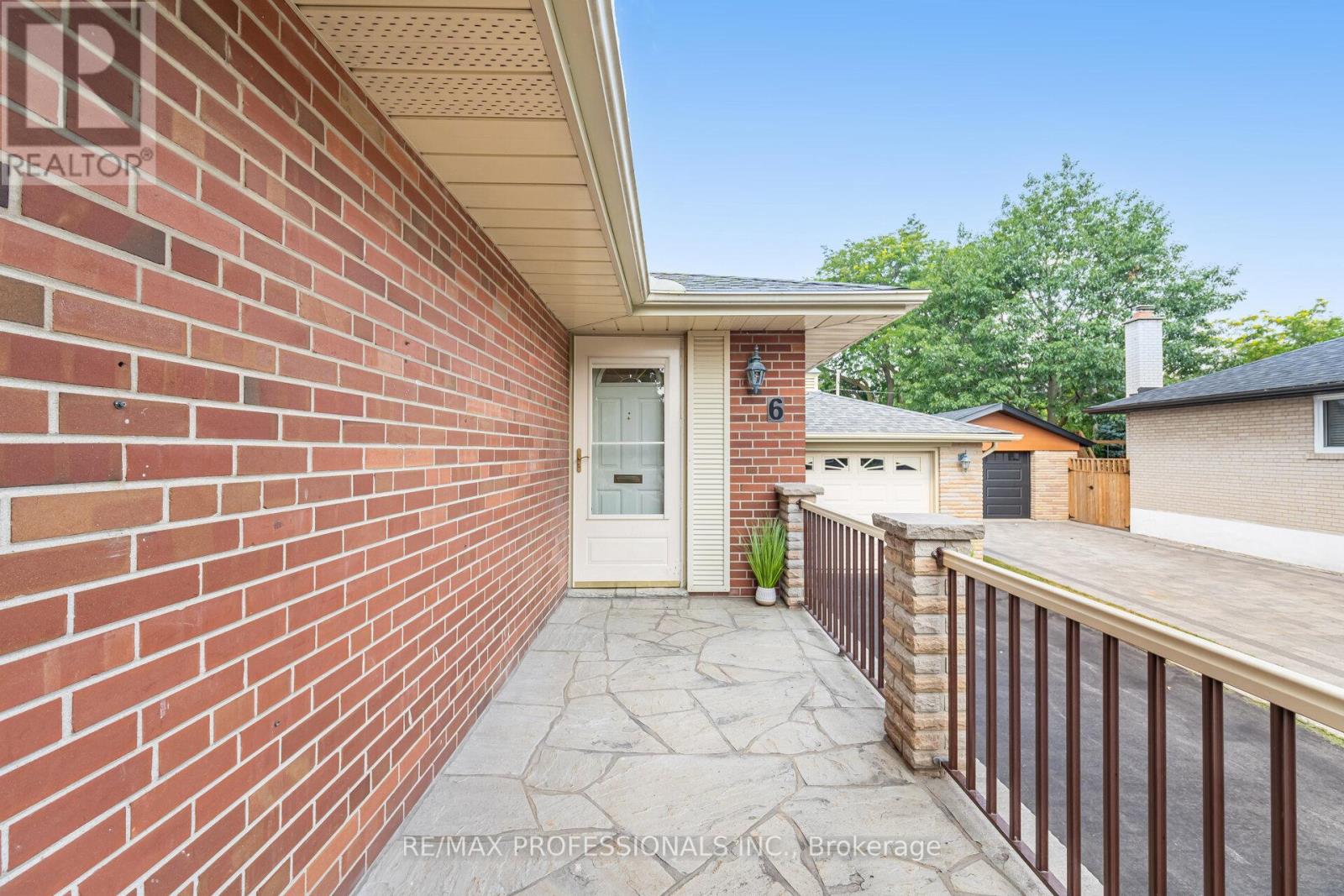Property at 6 TAPLEY DRIVE image 4