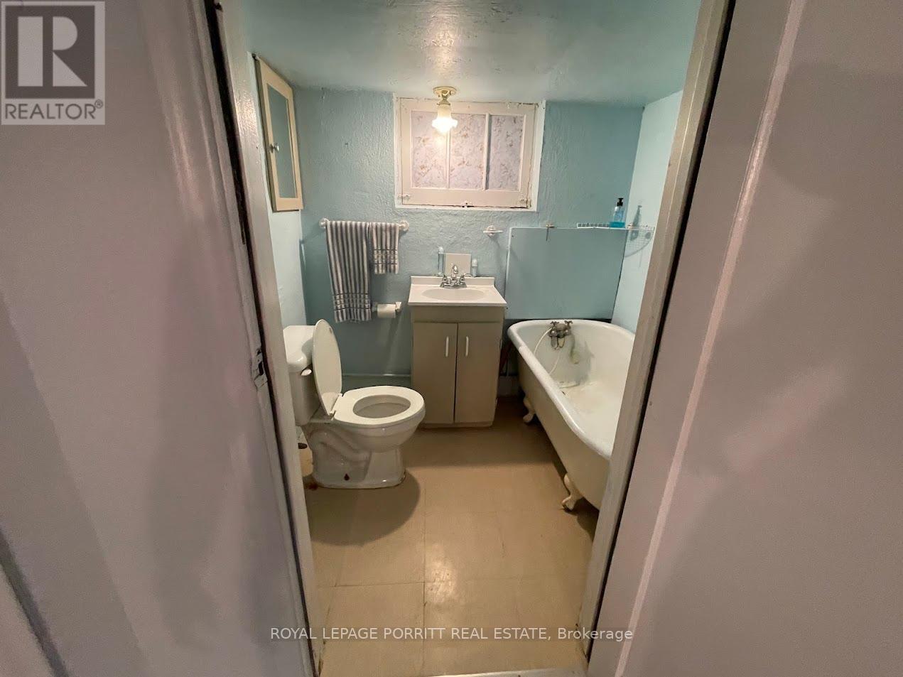 44 Twentieth Street, Toronto, Ontario  M8V 3L6 - Photo 17 - W12347599