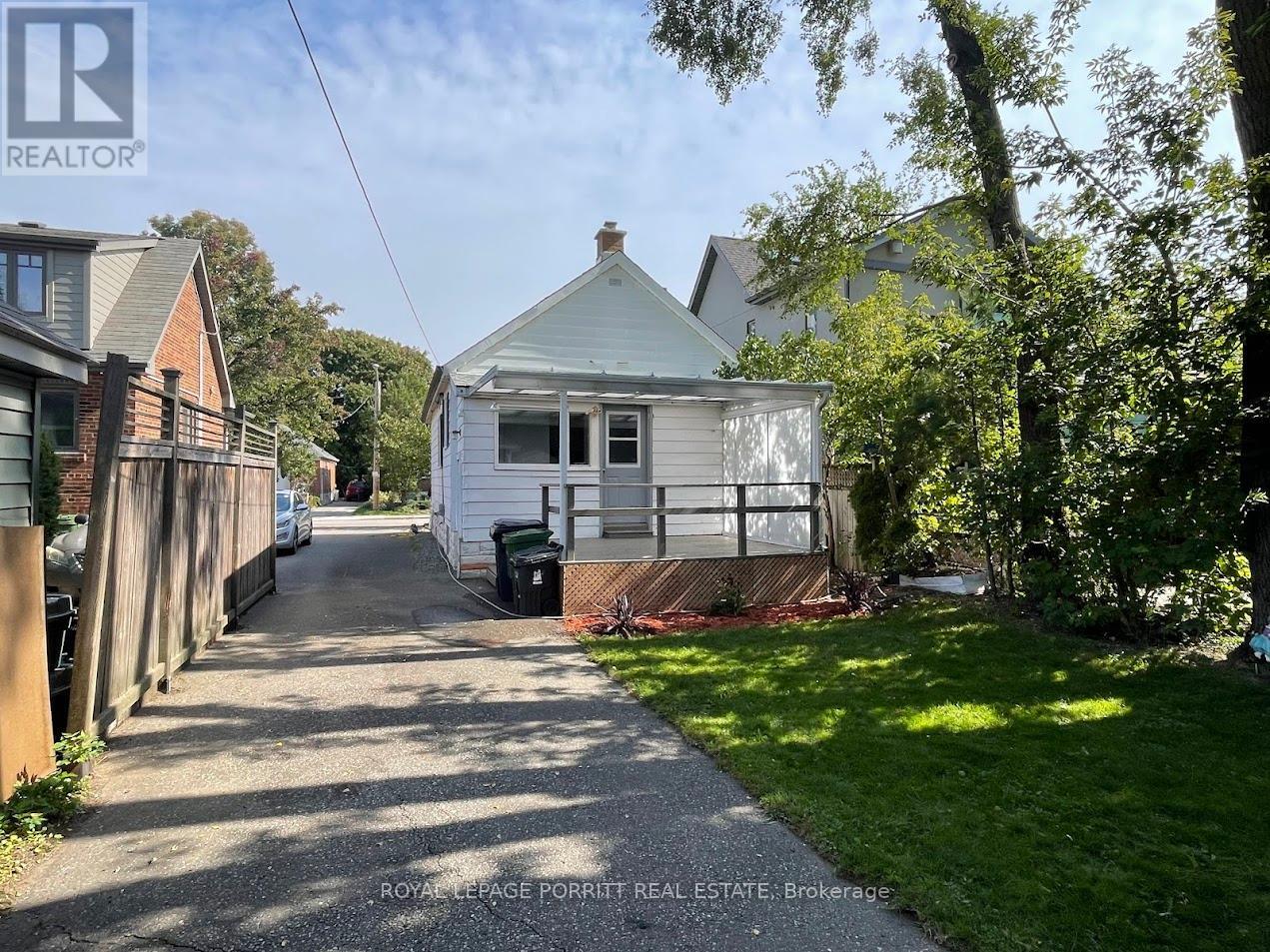 44 Twentieth Street, Toronto, Ontario  M8V 3L6 - Photo 25 - W12347599