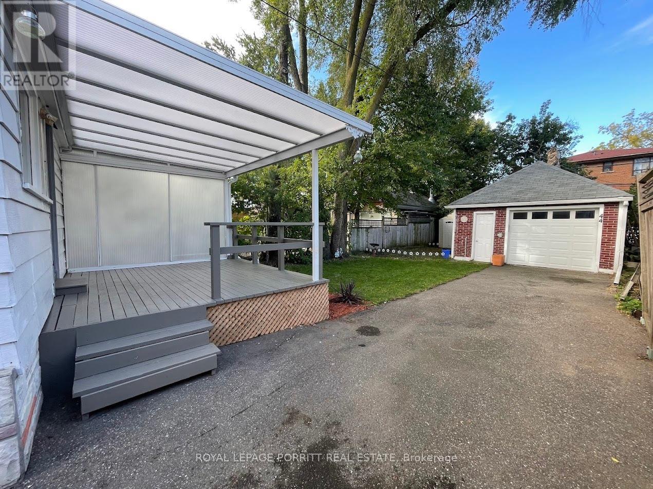 44 Twentieth Street, Toronto, Ontario  M8V 3L6 - Photo 27 - W12347599