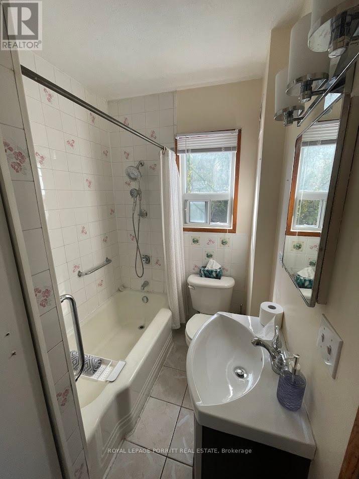 44 Twentieth Street, Toronto, Ontario  M8V 3L6 - Photo 9 - W12347599