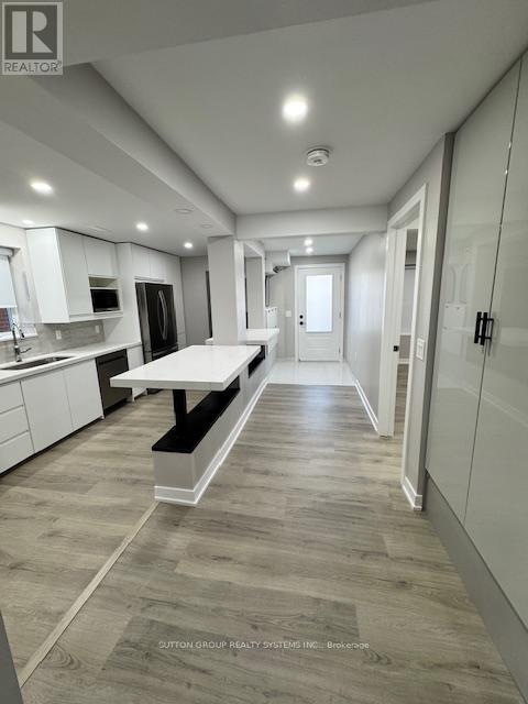 Lower - 4425 Curia Crescent, Mississauga, Ontario  L4Z 2Y2 - Photo 3 - W12347601