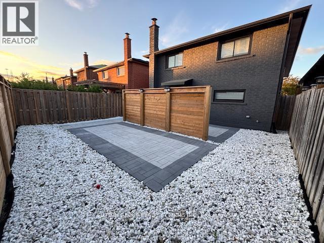 Upper - 4425 Curia Crescent, Mississauga, Ontario  L4Z 2Y2 - Photo 28 - W12347624