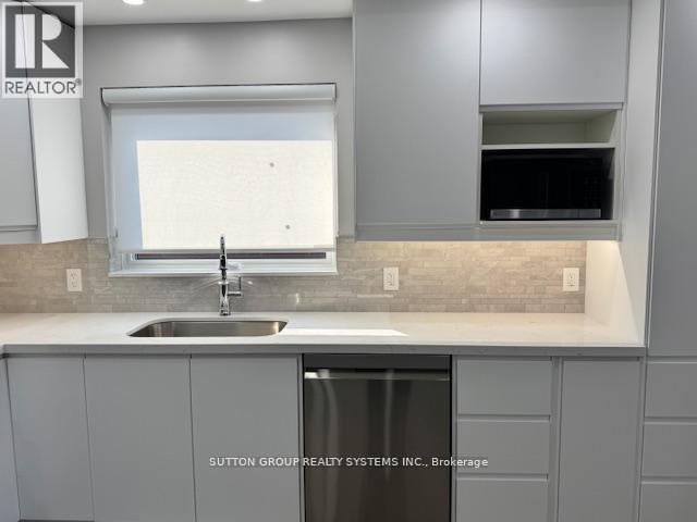 Upper - 4425 Curia Crescent, Mississauga, Ontario  L4Z 2Y2 - Photo 6 - W12347624