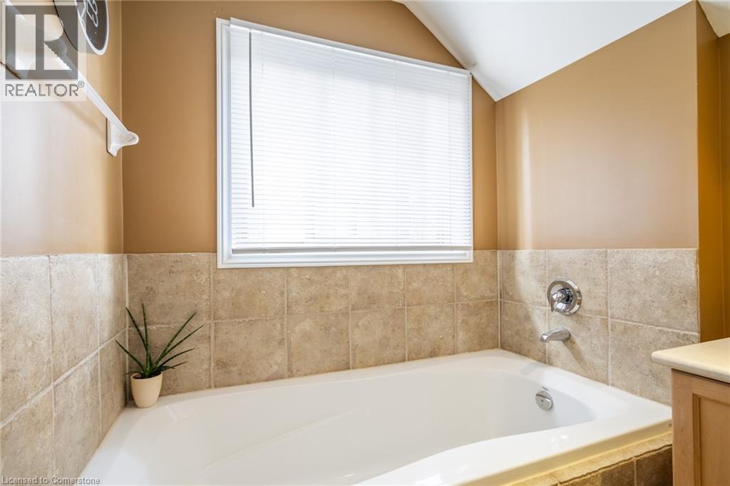 195 Wilson Street W Unit# 6, Ancaster, Ontario  L9G 1N4 - Photo 37 - 40760951